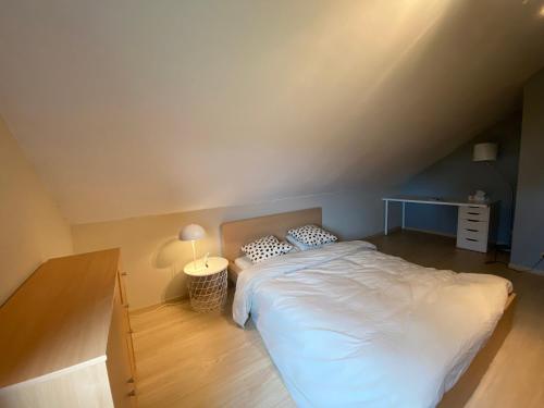 1 - Cozy Stay Near Circuit Spa-Francorchamps - Only 20 Minutes on Foot - Parking free, Malmedy (foto 5)