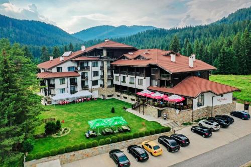 Smolyan Lakes Apartment / Апартамент Смолянски езера