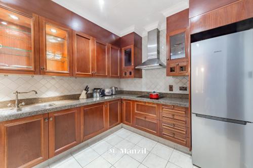 Manzil - Cozy 2BR Penthouse with Private Terrace and Full Burj View in Downtown - main image