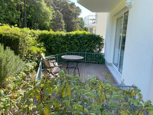 Apartment Helena mit 2 Terrassen in Zempin, Deutschland