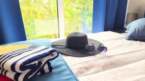 Studio Apartment image 5