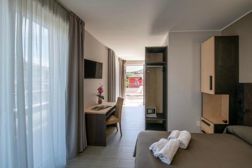 Hotel Boston - main image