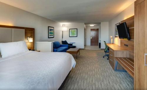 King Room - Mobility Access/Hearing Accessible