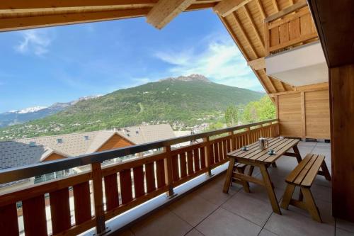 100 m near the Cité Vauban in Briançon - Apartment