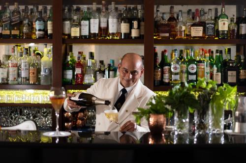 468971890 Hotel Quisisana