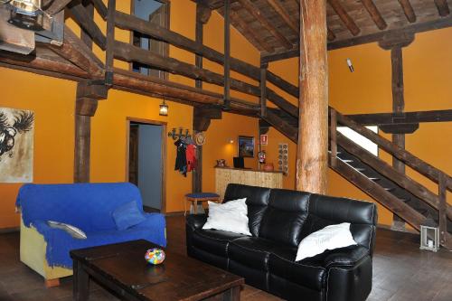 Koplietošanas atpūtas telpa ar TV, LA CABAÑA DE SARA (LA CABANA DE SARA) in Vinuesa