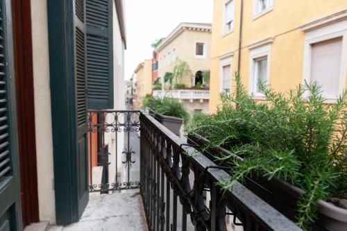 Зовнішній вигляд готелю, Residenza Catullo - Apartments in Верона