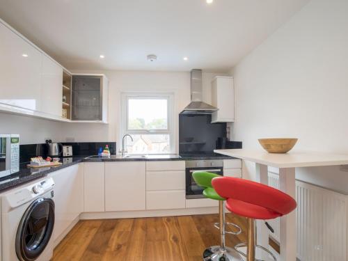 Facilities, Trendy Flat in Sunninghill's Village Atmosphere - Pass the Keys in Ascot