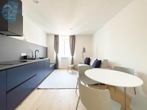 Slataper 19 Tirabora Short Rent, Con Parcheggio Privato - Trieste