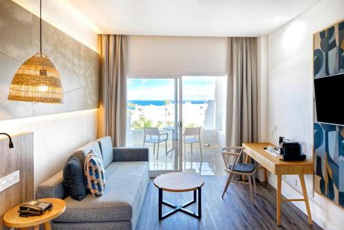 Labranda Golden Beach in โกสตา กาลมา