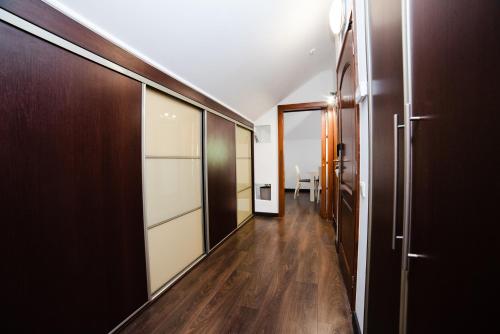 Hotel Antonio in أوزهوجورود