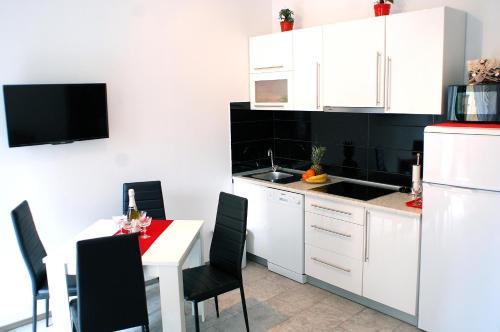Apartment Citadela - image 12