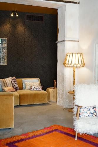 Le petit hotel - image 6