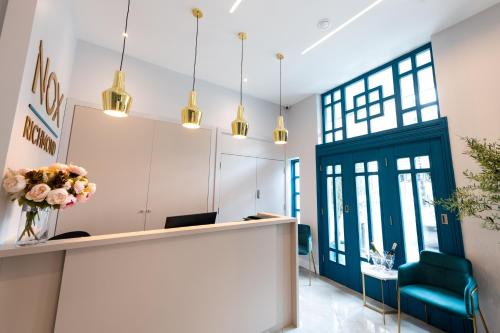 Lobby, NOX Richmond near White Cross