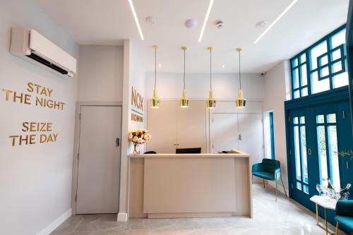 Lobby, NOX Richmond near White Cross