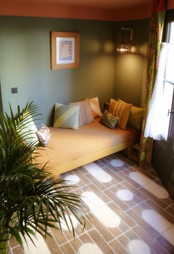 Le petit hotel - main image