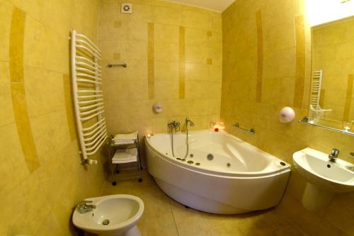 Hotel Panorama Nowy Sącz - image 11