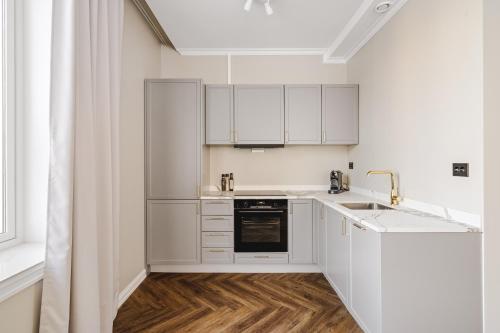 Enter St Elisabeth Suites & Spa Enter St Elisabeth Suites & Spa