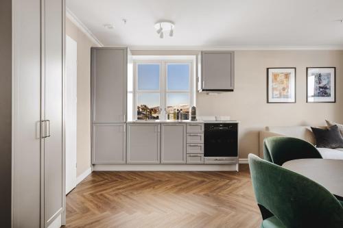 Enter St Elisabeth Suites & Spa Enter St Elisabeth Suites & Spa