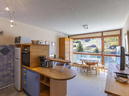 Studio cabine 6 personnes au pied des pistes à Gourette, séjour avec balcon, parking - FR-1-400-117 - Col du Soulor