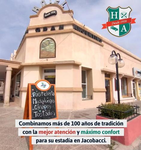 . Hotel Argentino