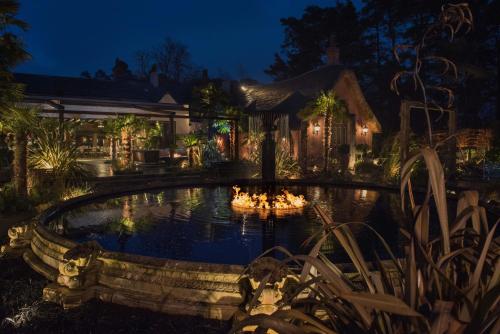 สวน, Le Petit Chateau & William de Percy in โอเตอร์เบิร์น