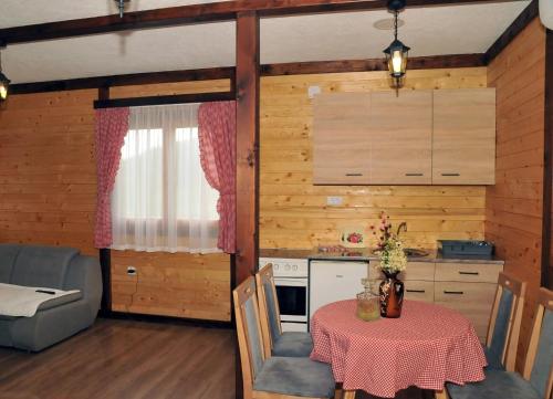Milošev vajat - Miloš's cottage (Milosev vajat - Milos's cottage) in Mionica