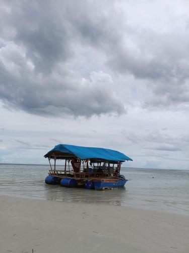 Bamboo Nest Beachfront