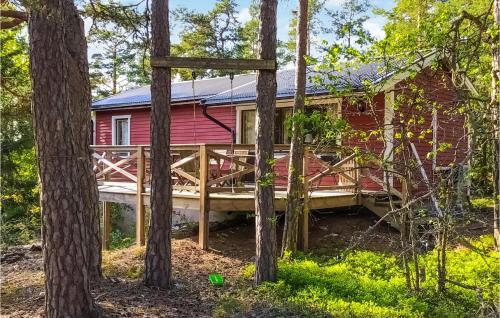 Awesome Home In Norrtlje With Wifi And 2 Bedrooms - Norrtälje