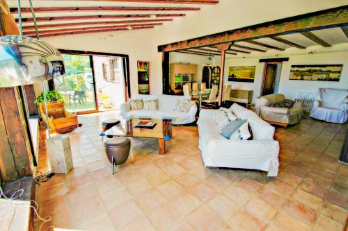 Finca La Coma - modern, well-equipped villa with private pool in Benissa in โบไนเร