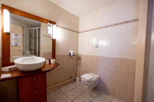 Kyriad Chateauroux - image 6
