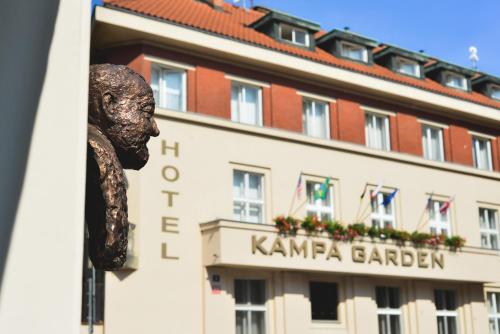 Hotel Kampa Garden - image 4