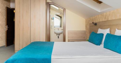 加尔尼薄荷酒店