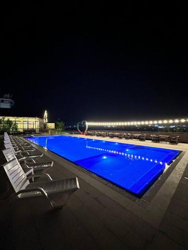 Swimming pool, LE CHALET MONT And RESTAURANT in Yusufkhona