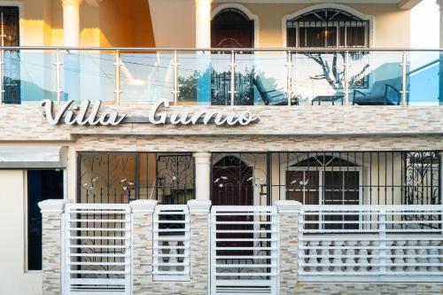 Villa Gumio 2BR Apt -7min walk Boca Chica Beach apts