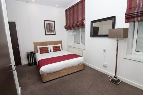Euston Square Hotel, Лондон (фото 2)