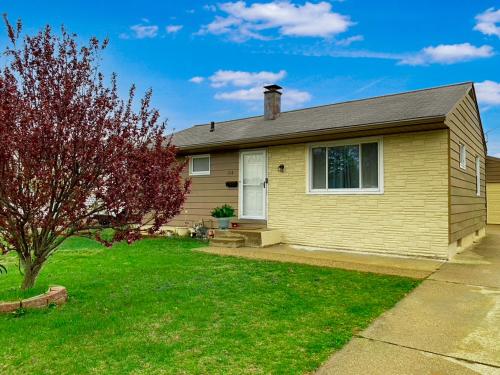South Bend Gem: Ideal Location, Cozy