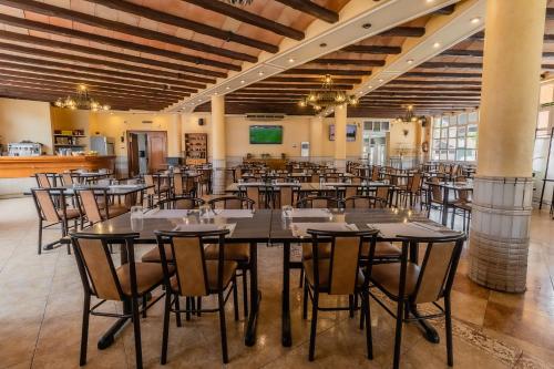 Salón de banquetes, Hostal - Restaurante La Buena Villa in Burgos