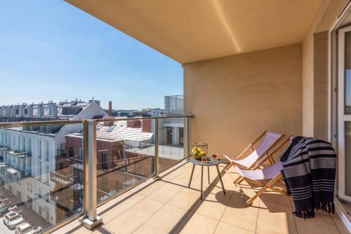 Apartment with Terrace image 2