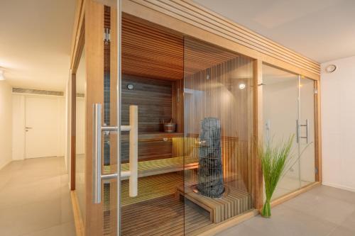 Szauna, LUXURY VILLA RUBIN with Jacuzzi POOL GYM & SPA near Venice and Padua in Piove di Sacco