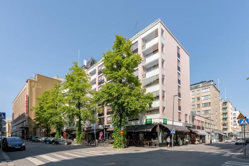 2ndhomes Tampere "Iso Verka" Apartment - Spacious Apt with Balcony in the Heart of the City next to Restaurants