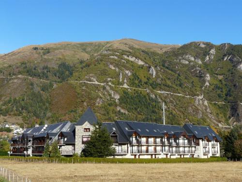 Le Village des Thermes - Location saisonnière - Vignec