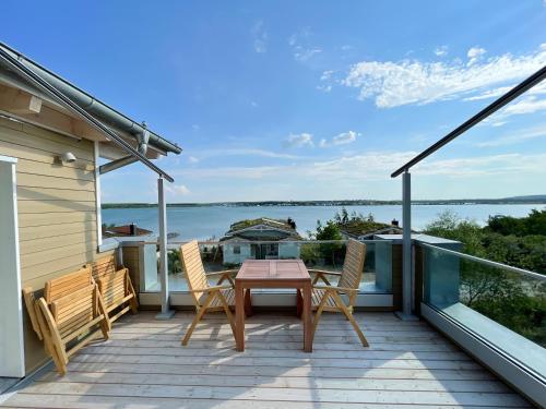 HAUS IM SCHILF 2 - Ferienwohnungen am Hainer See bei Leipzig - Apartment - Neukieritzsch