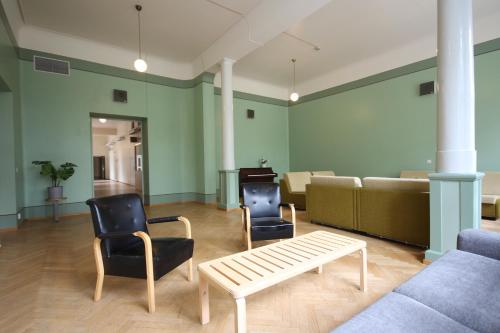 共用Lounge/電視區, Forenom Hostel Röykkä (Forenom Hostel Roykka) in 埃爾瓦