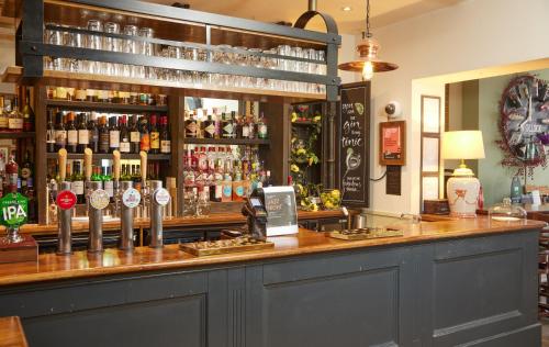 Lamb Hotel by Greene King Inns - image 13