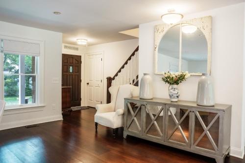 28 Ocean Pkwy, East Hampton NY 11937 in East Hampton, USA