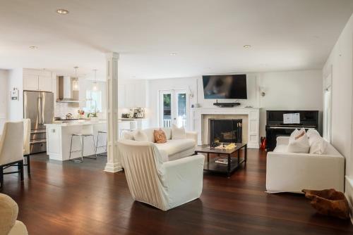 28 Ocean Pkwy, East Hampton NY 11937 in East Hampton, USA