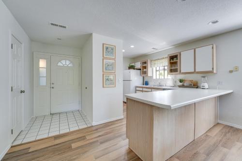 Branson Condo Near 76 Strip and Silver Dollar City thumb 4