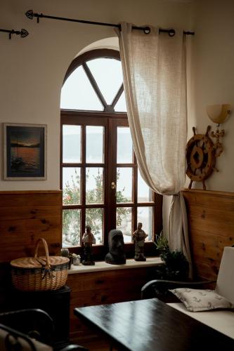 Carrubba - image 2
