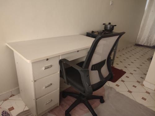 Classy Spacious Studio - Waiyaki Way, Rungiri (photo 11)